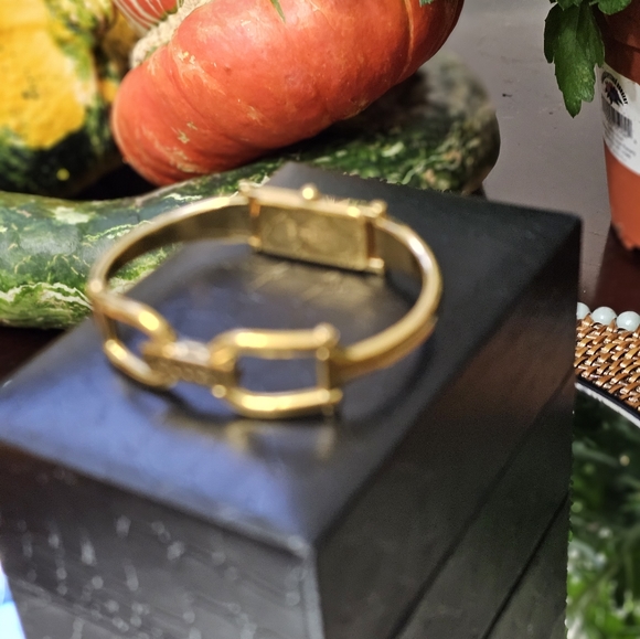 GUCCI WRIST WATCH HORSEBIT CLOSURE #000234 - Picture 4 of 5